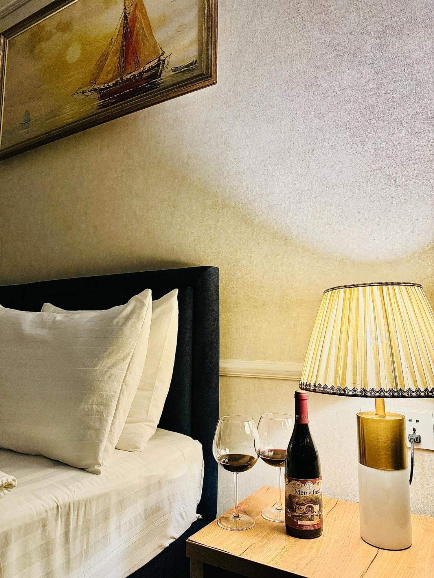 Garnet Hotel Taşkent Dış mekan fotoğraf